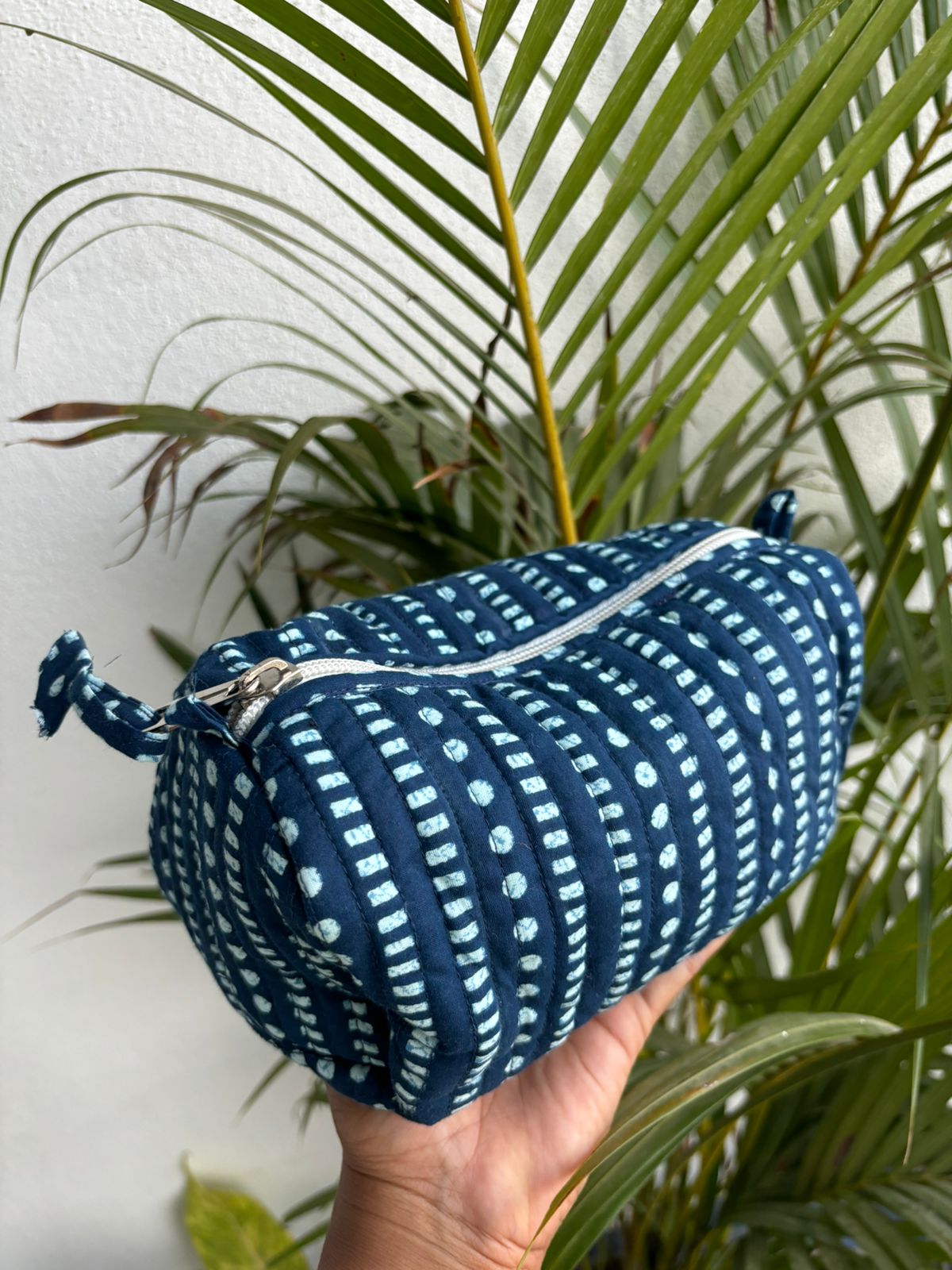 Indigo block Printed Puffy Travel Pouch – Ahavah Crafts