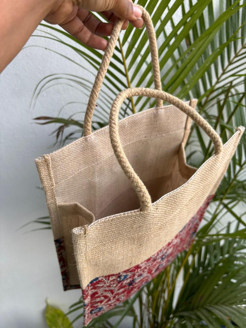 Kalamkari Jute Lunch Bag